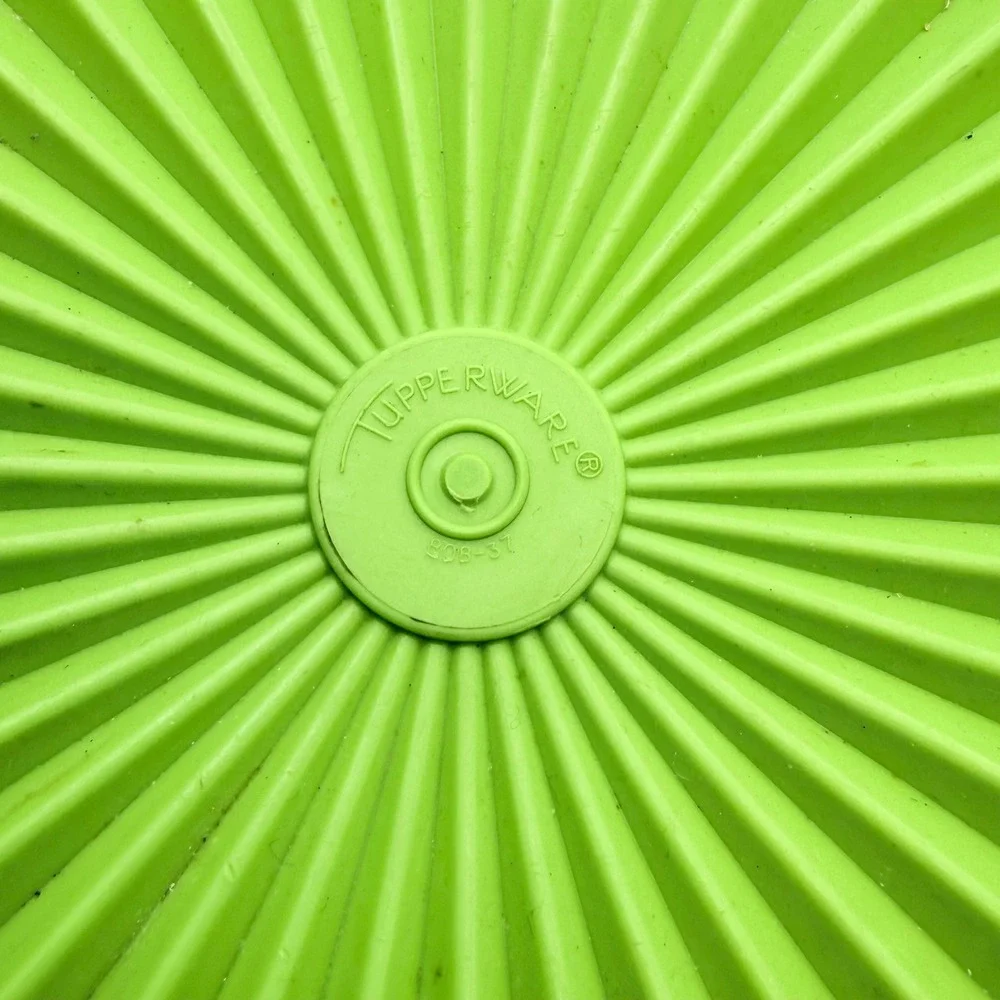 Vintage Tupperware Lime Green Servalier Canister 1222-4 Sunburst Lid 9.25 Inch
